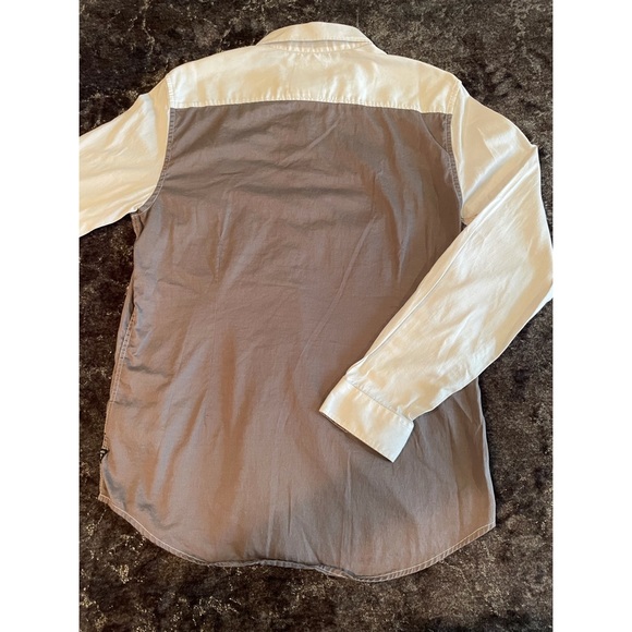 Guess Button Up - Picture 2 of 3